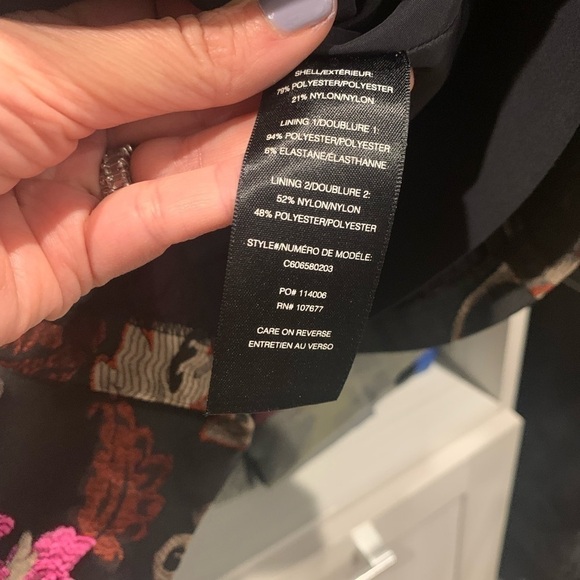 𝅺HAUTE HIPPIE 100% silk asymmetrical black & white dress EUC size Small - Picture 9 of 9